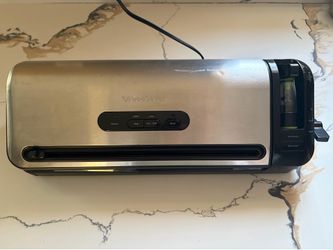 FoodSaver 2-in-1 vacuum seal FM3941