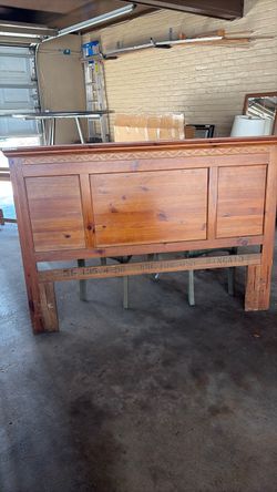 Kincaid Solid Wood Queen Headboard w/ Frame