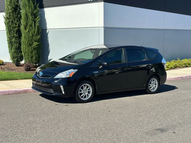 2013 Toyota Prius v