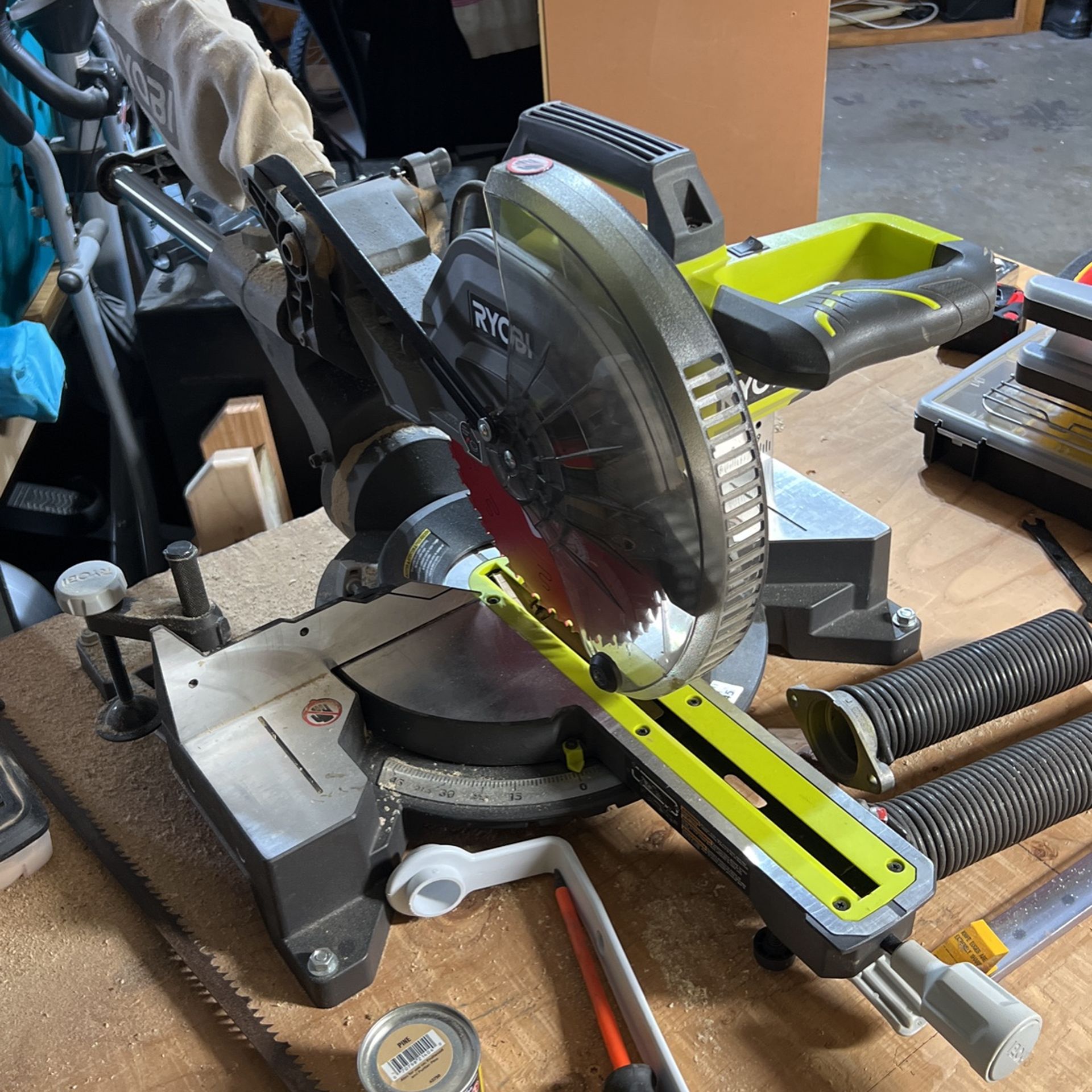 Ryobi Sliding Miter With Stand 