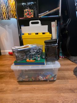 Large LEGO Lot with Storage and Baseplates