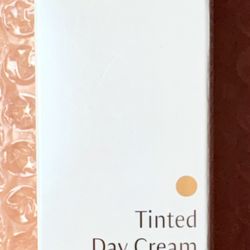 Dr. HAUSCHKA  TINTED DAY CREAM 1oz/ 30 ml