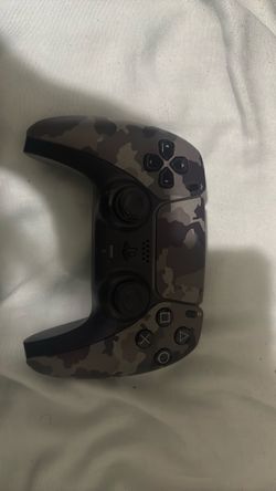 PS5 DualSense Wireless Controller Camo Edition