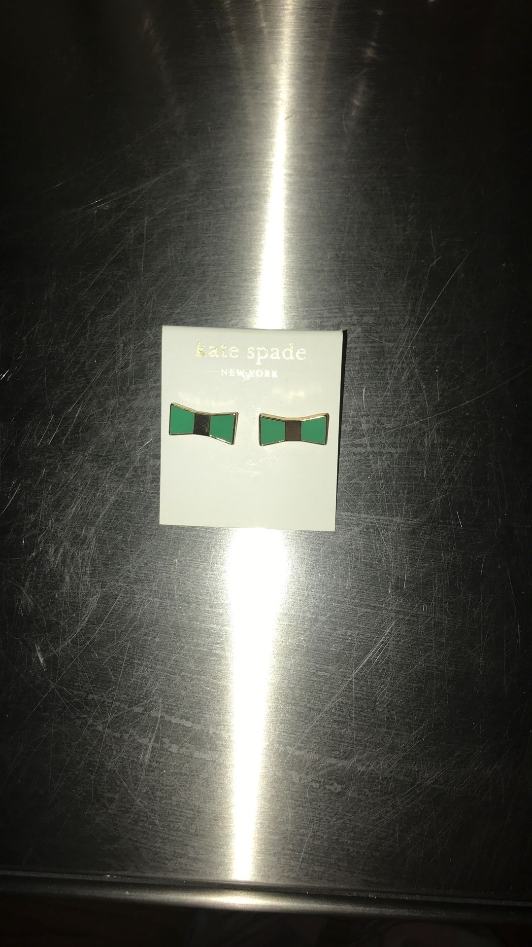 Kate Spade green and gold adorable bowtie earrings medium