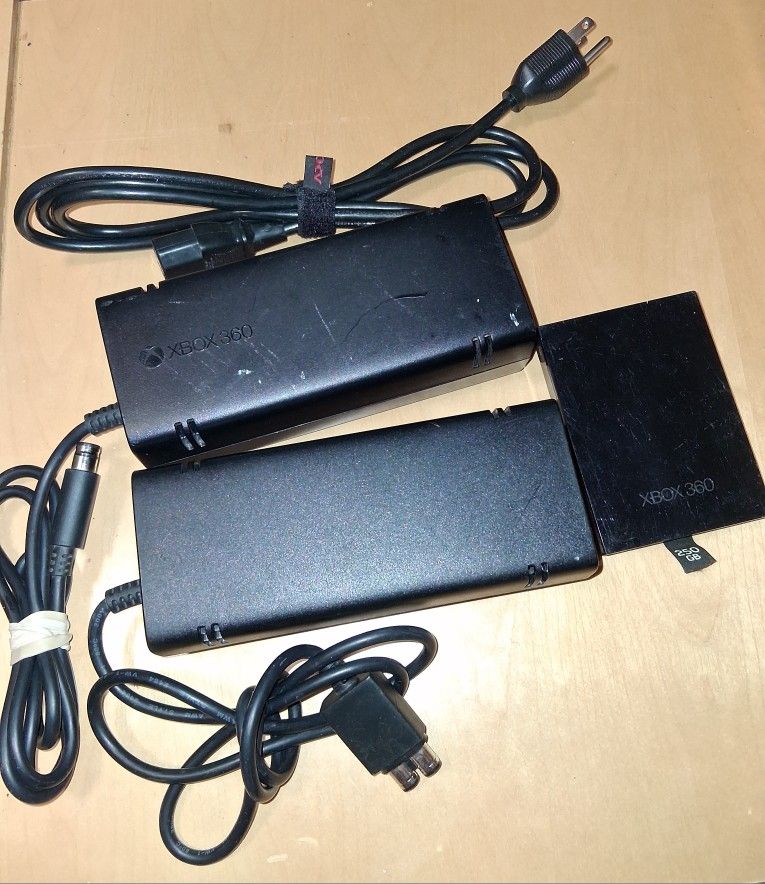 XBOX 360 POWER CORDS