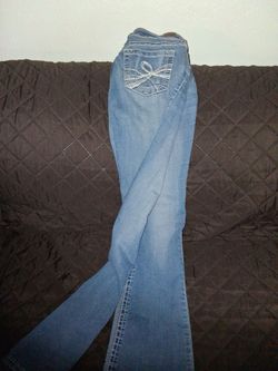 Jr jeans Size 3 regular design on back Pockets $5