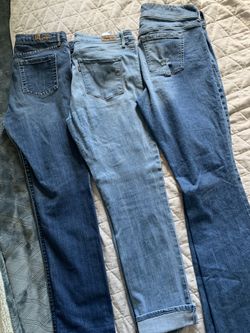 Women’s denim lot 