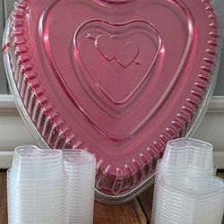 NWOT_40 MINI HEART CONTAINERS - PERFECT FOR YOUR CHILD'S CLASS PARTY!