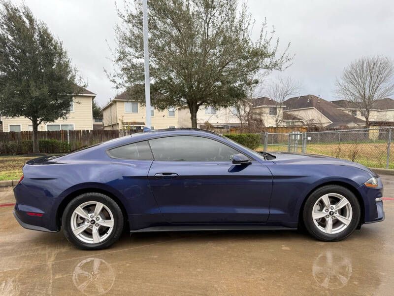 2020 Ford Mustang