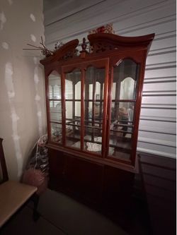 Hutch and table with 6 chairs