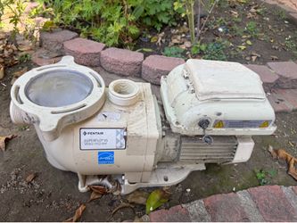 Pentair SuperFlo VS 342001 Pool Pump — Parts or Repair