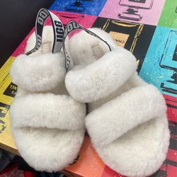 Ugg Slides Size 8