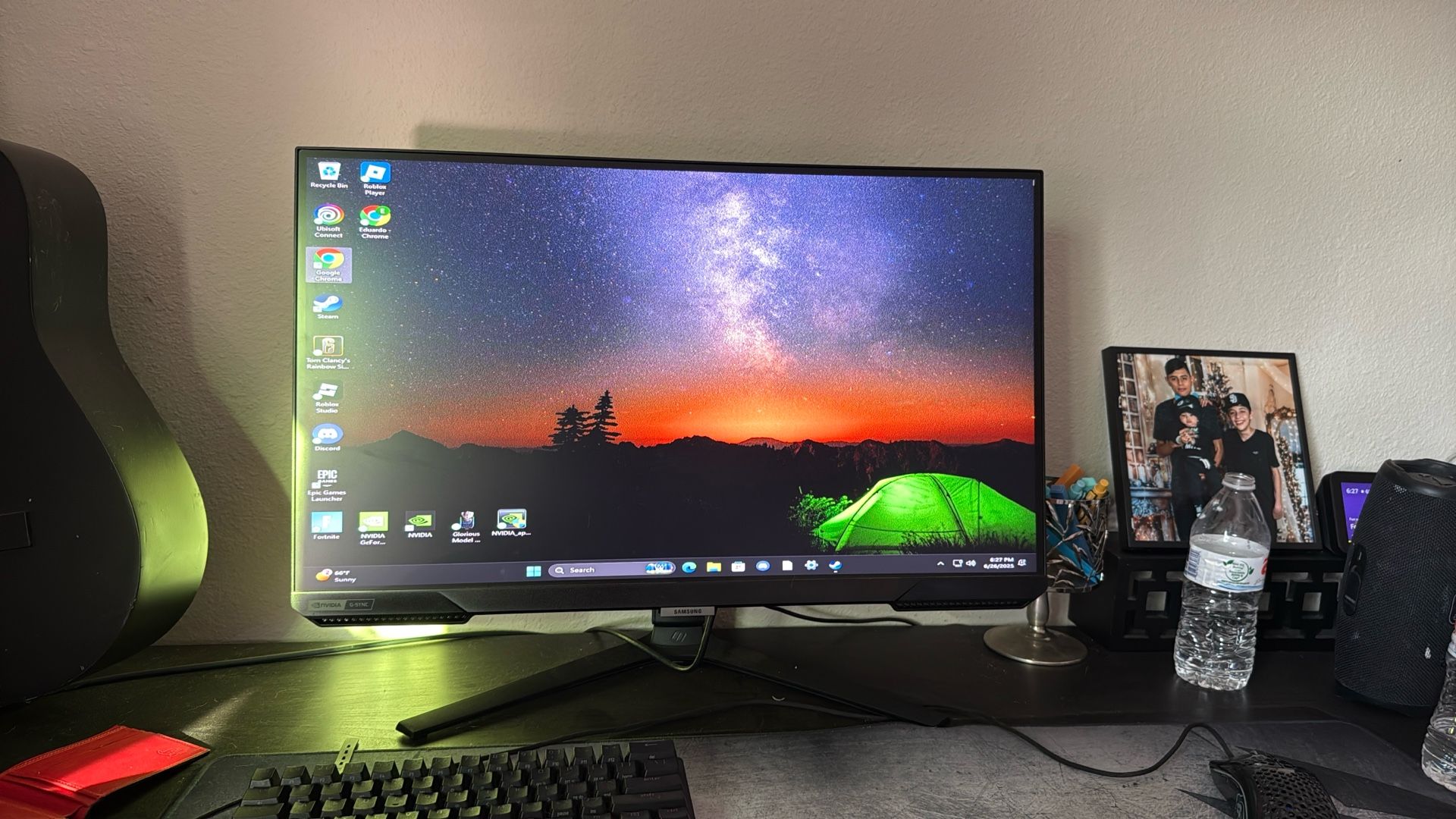 samsung 27” odyssey 240 hz monitor