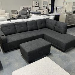 Sectional With Free Ottoman 