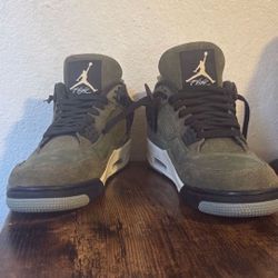 Jordan 4 SE Olive