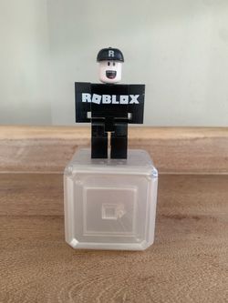 Roblox Boy Guest - Series 2 Action Figure with R Cap & Mystery Box (No Code)