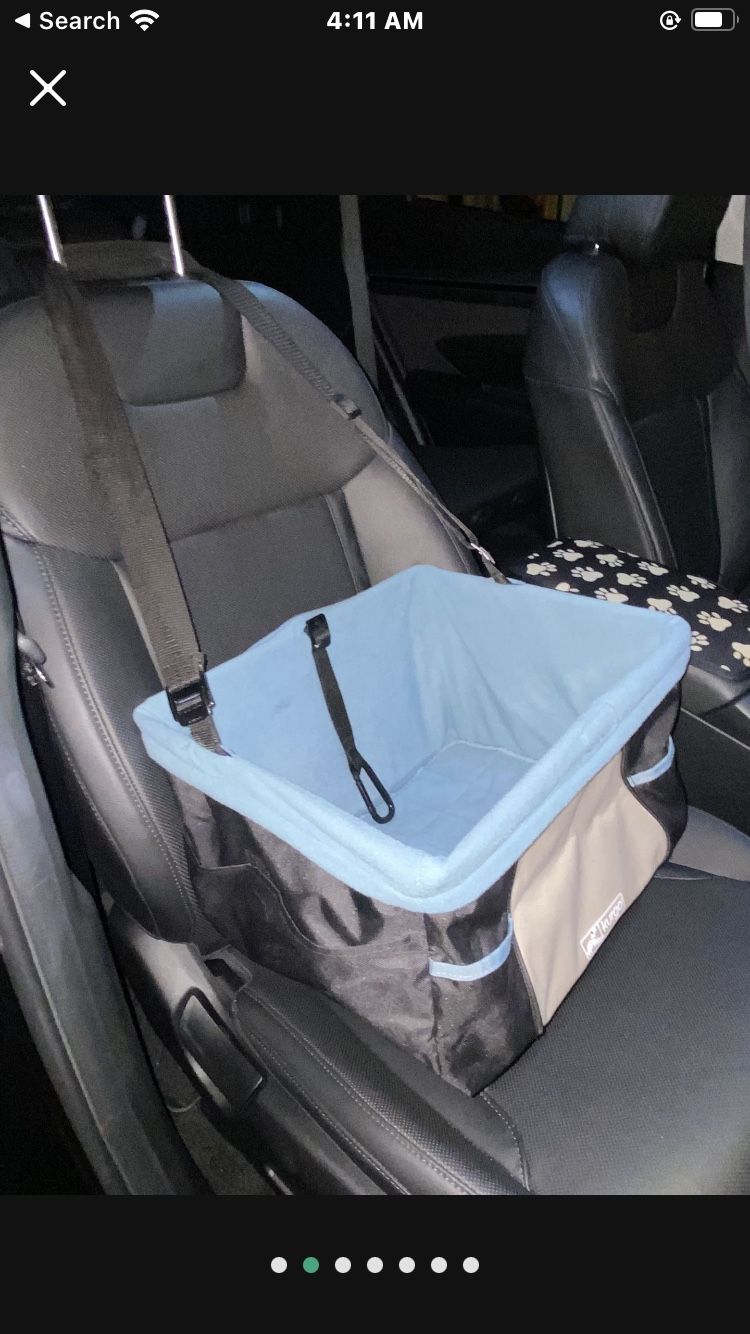 Dog Booster Seats for Cars - Pet Car Seats for Small Dogs and Puppies Weighing Under 30 lbs - Headrest Mounted - Dog Car Seat