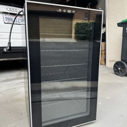 SIMZLIFE Mini fridge (Nightlight)