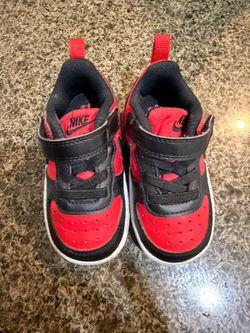 baby nikes like new