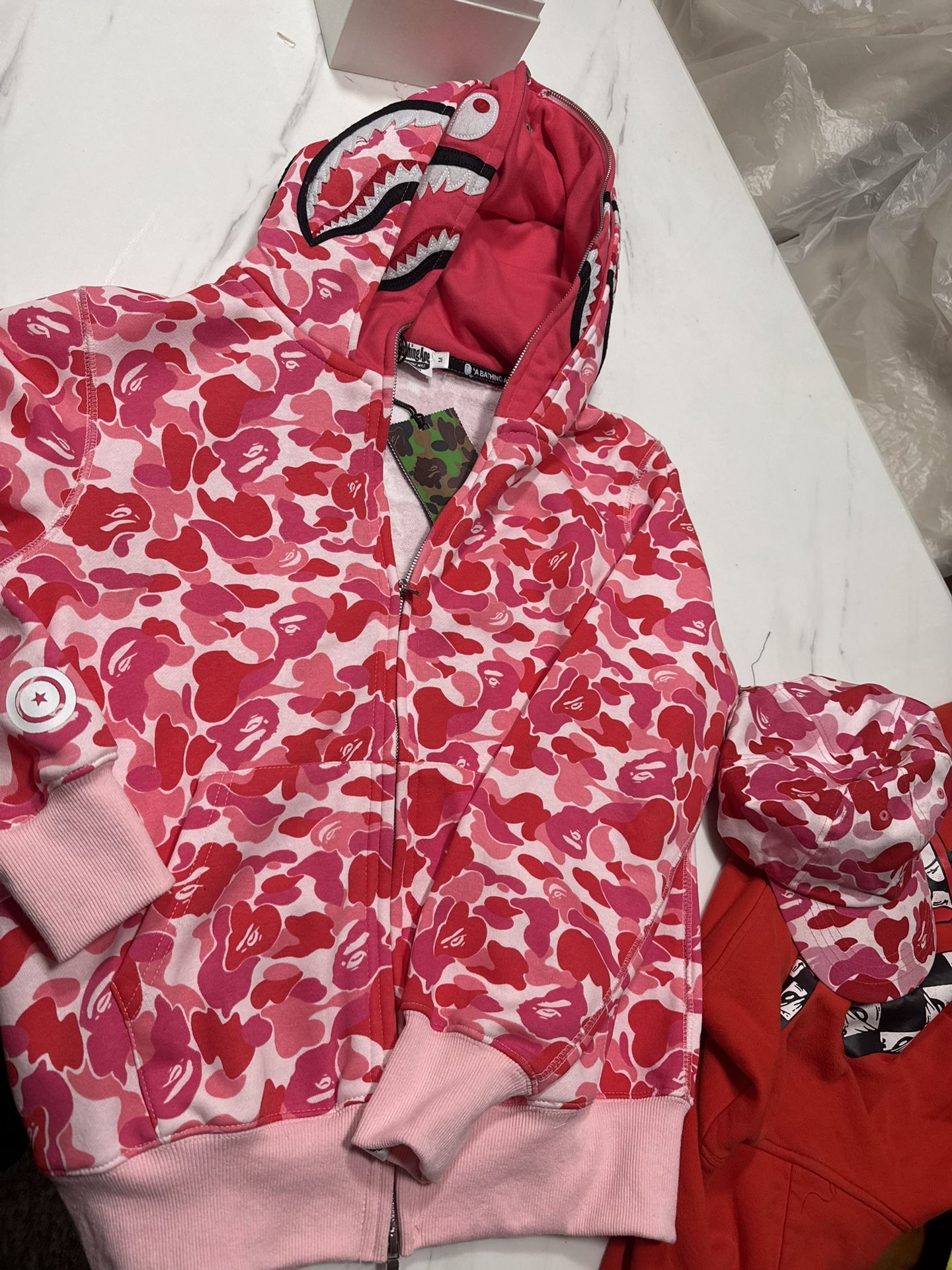 Bape Hoodie An Hat Medium 