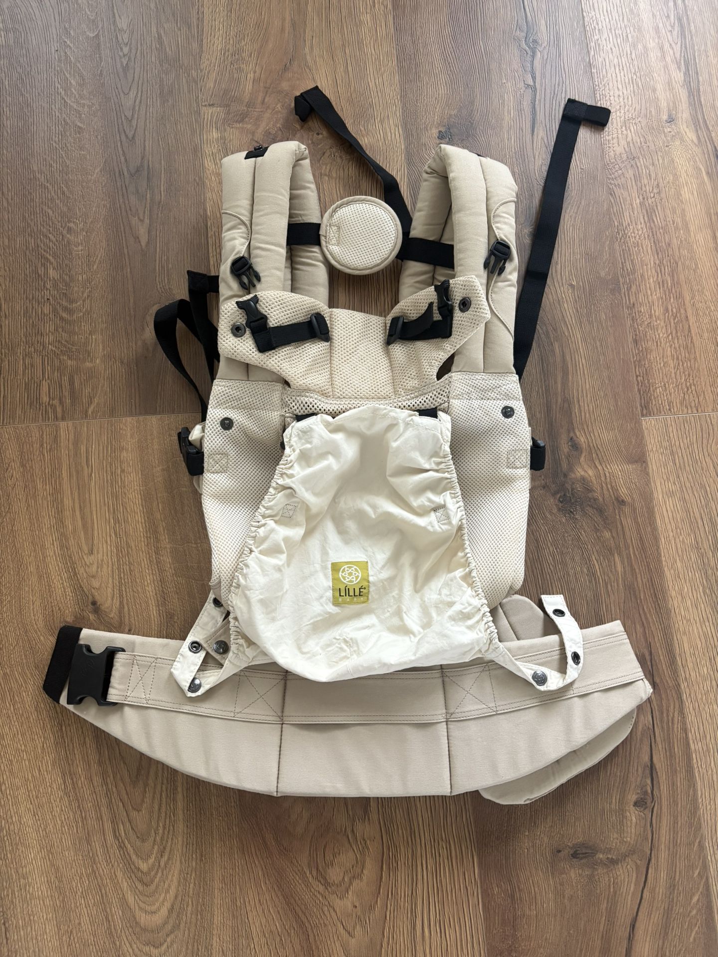 LILLEBaby Complete Airflow Baby Carrier