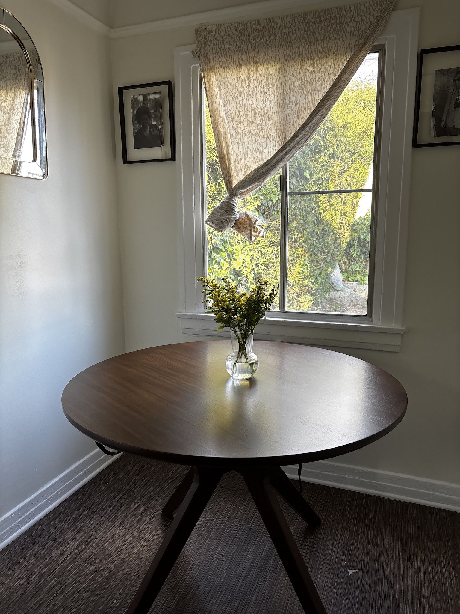 Wood Round Dining Table