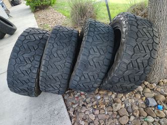 35x12 50r20 nittto recon grapper a/t load range f , 12 ply tires great deal only 450.00 for the complete set