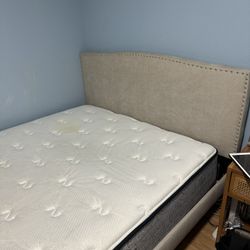 Bedframe and Mattress