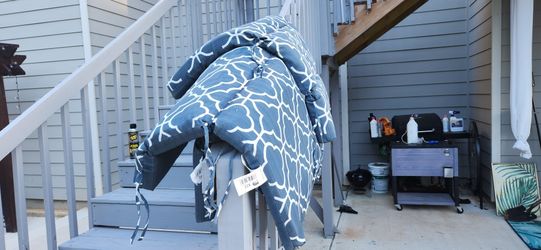 Blue and white chair cushions 