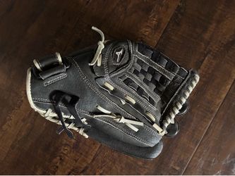 Baseball glove