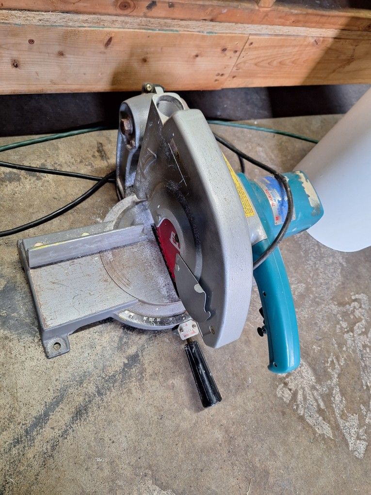 Miter Saw
