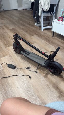 Foldable Maxshot E-Scooter with Charger
