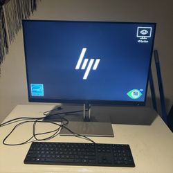 HP Eye Ease 27” Monitor W/ Keyboard