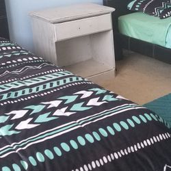 Nightstand 