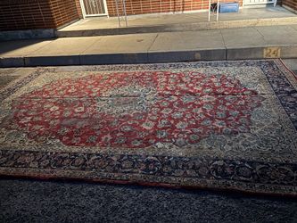 XL antique Isfahan rug 11’ x 16’