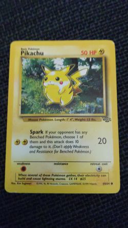 Pikachu pokemon card (original series)