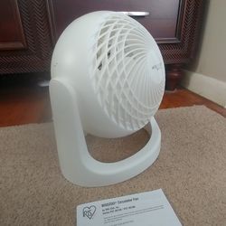 IRIS USA WOOZOO Quiet Personal Air Circulating Fan, 12 inch Large Table Fan, White


