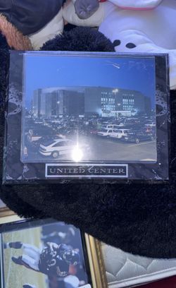 Old United Center Plaque 