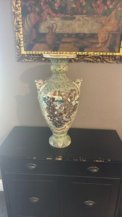 Kutani or Satsuma porcelain Vase