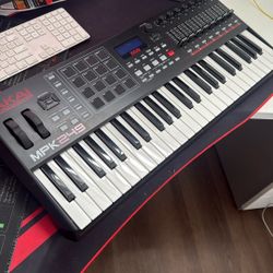 Akai MPK249