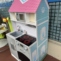 2 in 1 Play Kitchen Dollhouse 