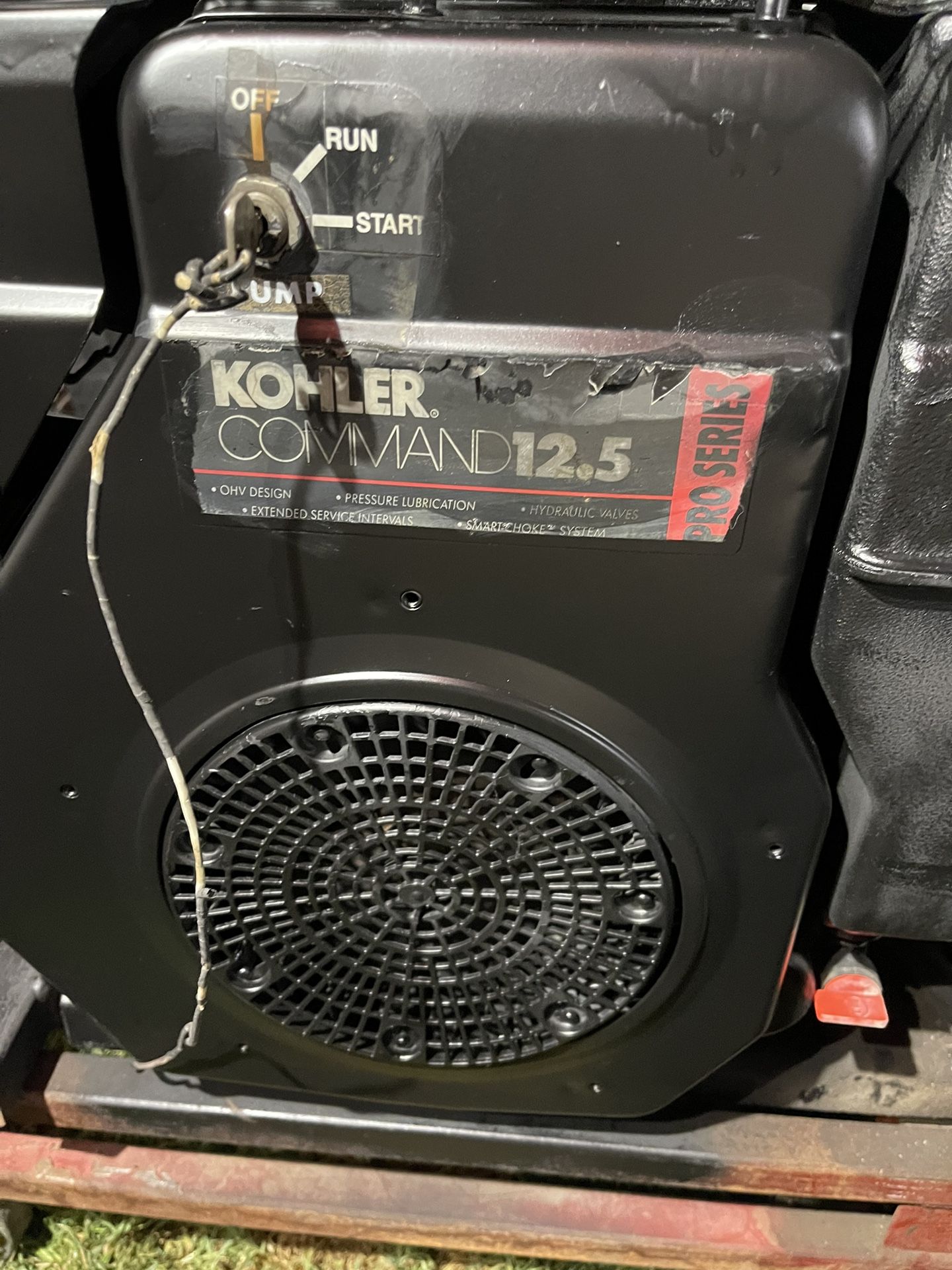 Engine / Motor Kohler 12.5 HP Command Pro