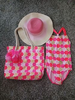 Girls Beach Set Size Medium (7/8)