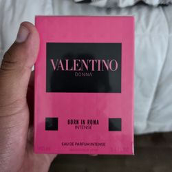 Valentino 