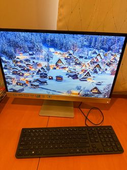 HP All-in-One Desktop Computer from Costco good condition