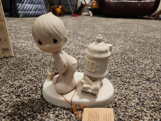 1982 "May Your Christmas be Warm" Precious Moments E-2348