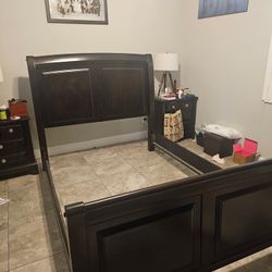 Queen Sized Dark Brown Wood Bed Frame 