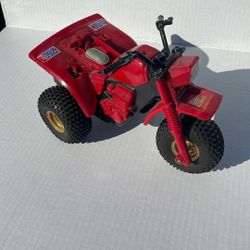 vintage Shinsei "Dust Runner" Honda ATC 250R remote control toy from the early 1980s. 