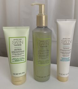 White Tea & Citrus Satin Hands Pampering Set 