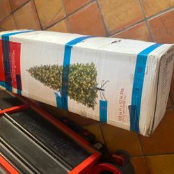 9 Foot Pre-Lit Pine Tree Christmas Tree